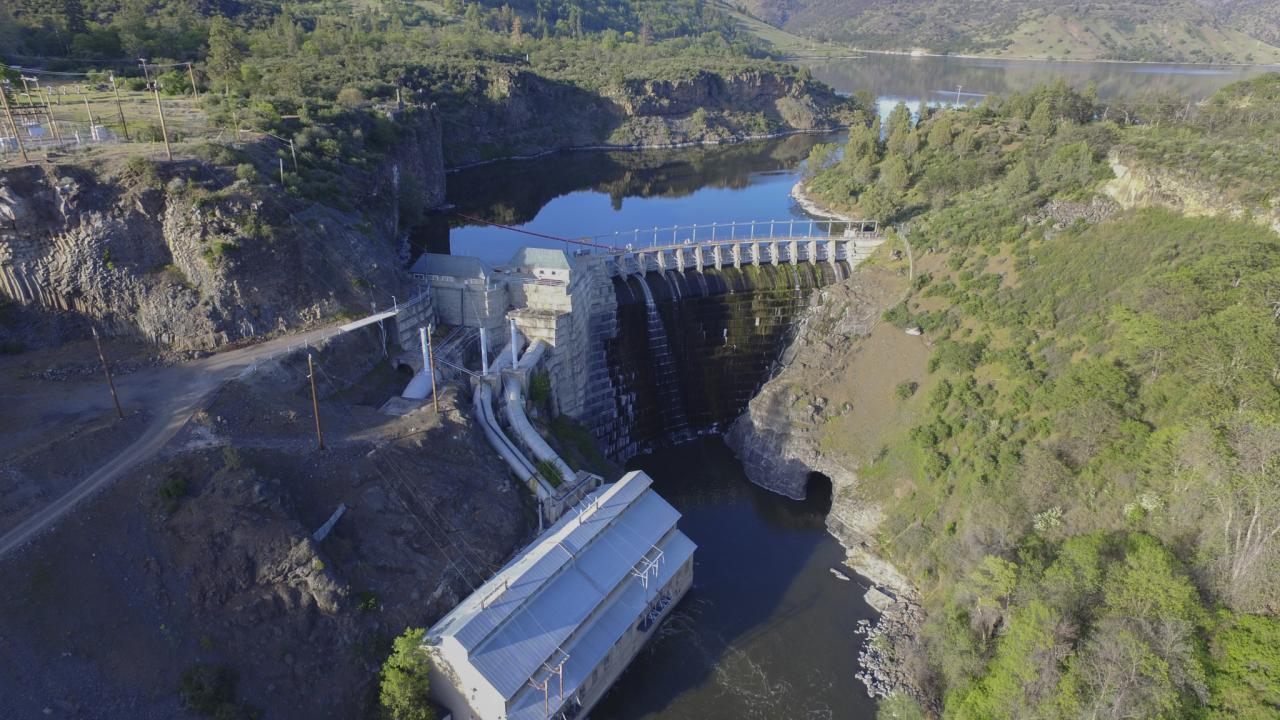 Aerial view of a dam along the Klamath River